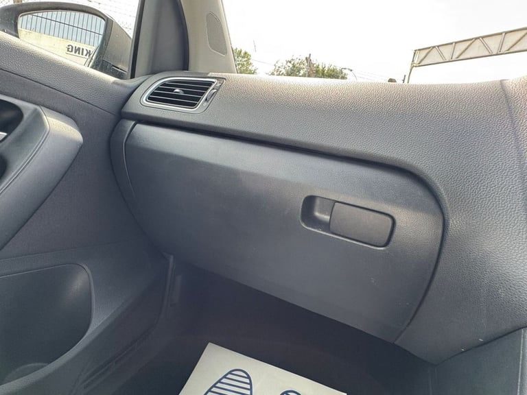 2011 61 VOLKSWAGEN POLO 1.2 MATCH HATCHBACK 5DR PETROL MANUAL EURO 5 (60 PS)