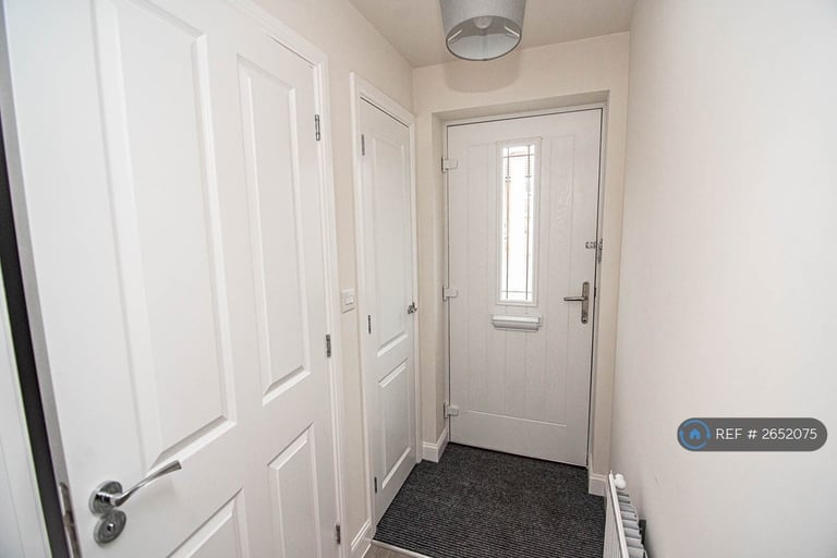 4 bedroom house in Longships Drive, Milton Keynes, MK3 (4 bed) (#2652075)