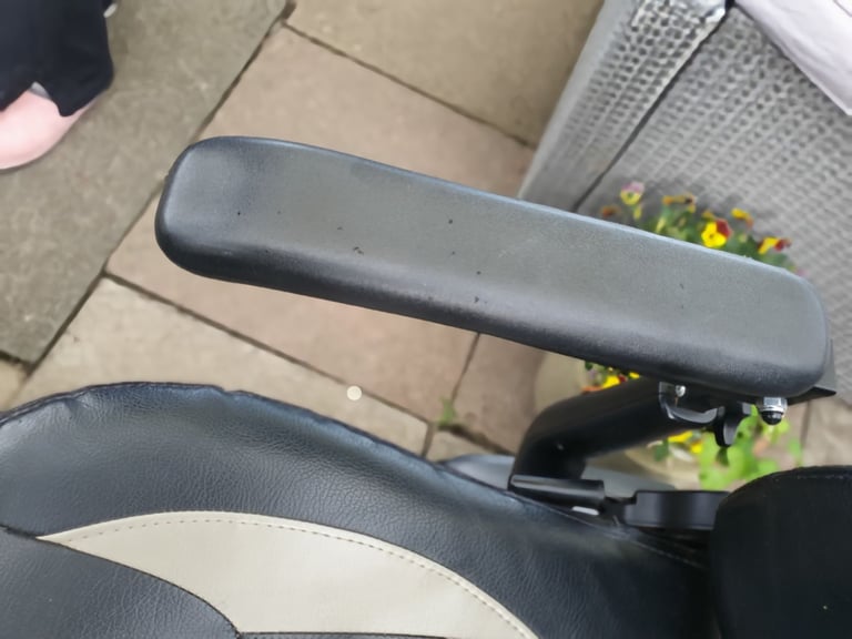 Excel Galaxy 2 Large 8mph Mobility Scooter 
