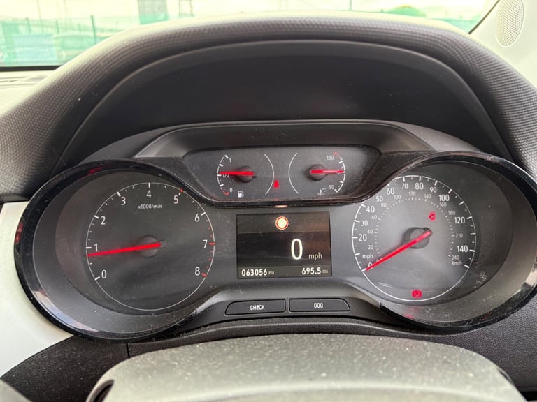 2020 Vauxhall Crossland X 1.2 [83] SRi Nav 5dr [Start Stop] HATCHBACK PETROL Manual