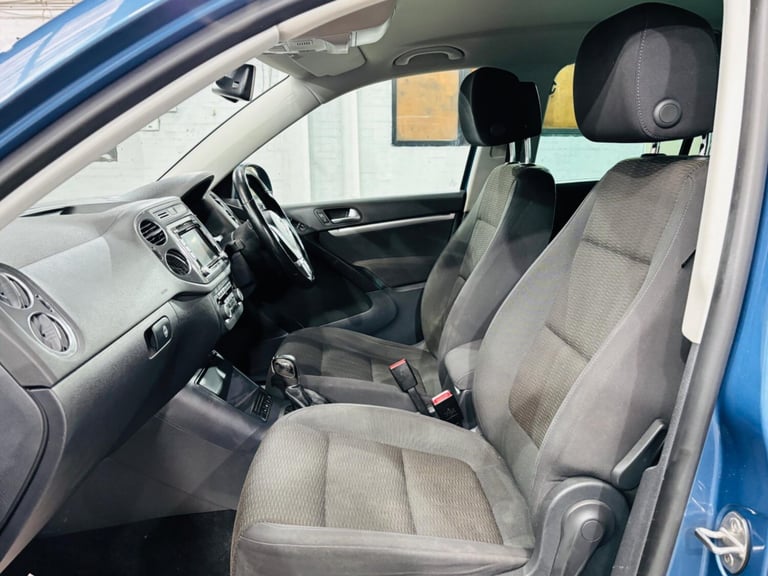 2012 Volkswagen Tiguan 2.0 TDI BlueMotion Tech SE DSG 4WD Euro 5 (s/s) 5dr ESTATE Diesel Automatic