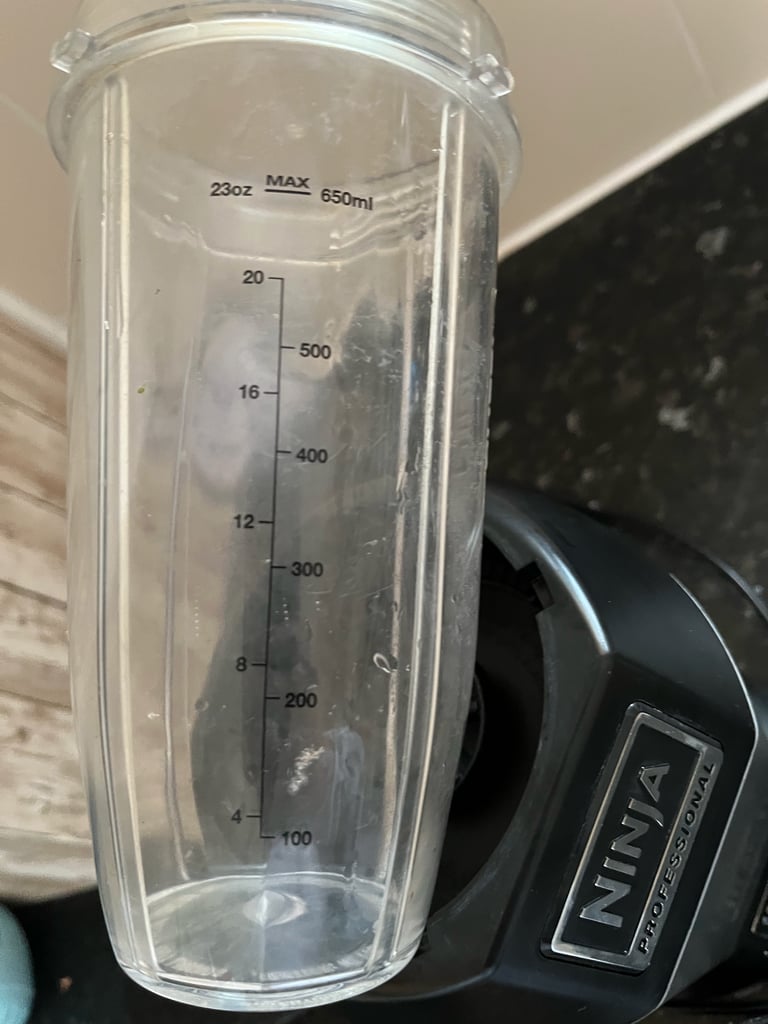 Nutri Ninja Pro Blender 900W Model BL450Uk