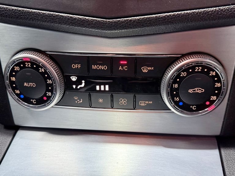 2011 Mercedes-Benz C Class C220 CDI BlueEFFICIENCY Sport 4dr Auto SALOON DIESEL Automatic