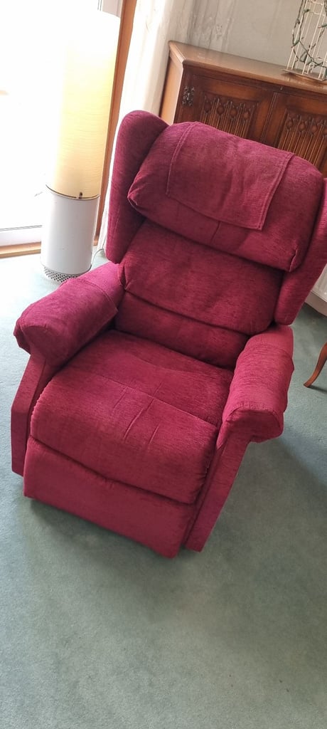 Free Riser Recliner chair