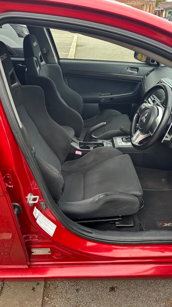 Mitsubishi, LANCER EVOLUTION X, Saloon, 2010, Semi-Auto, 1998 (cc), 4 doors