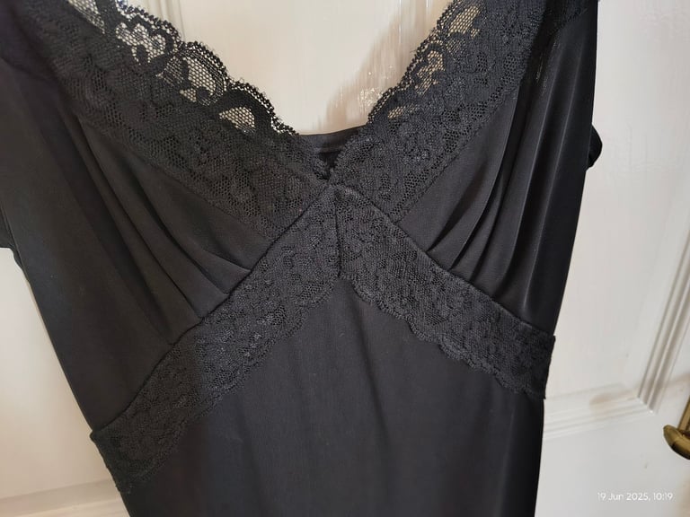 Black lacy lined dress- size 10