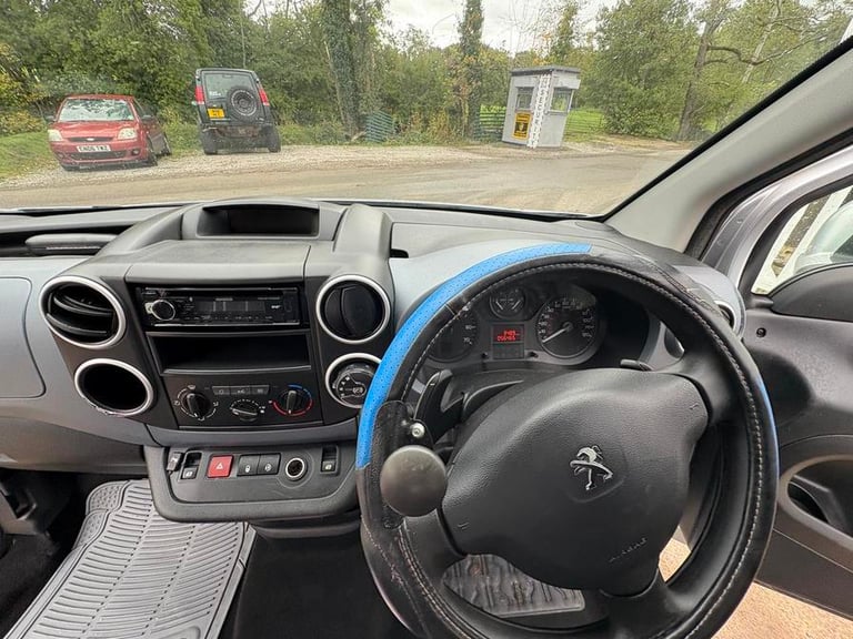 2015 Peugeot Partner Tepee 1.6 e-HDi 92 S 5dr ETG MPV DIESEL Manual