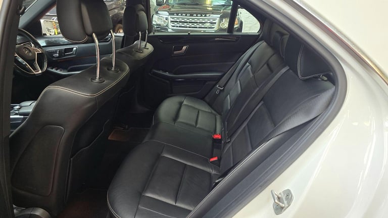  Mercedes-Benz E-Class 3.5 AUTO AMG LINE E350 AVANTGARDE Petrol Automatic