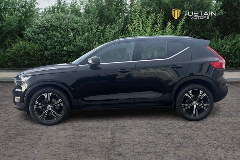  Volvo Xc40 2.0 B4 Mhev Inscription Pro Suv 5dr Petrol Hybrid Auto Euro 6 s/s