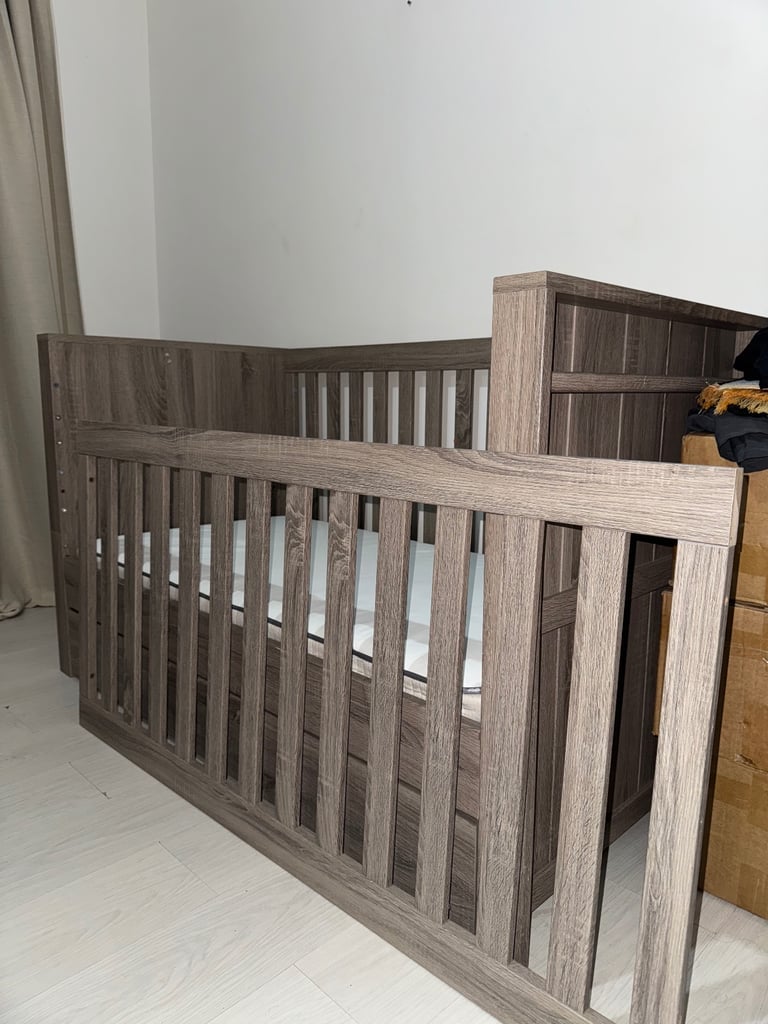 image for Franklin Cotbed - Oak (Mamas & Papas)