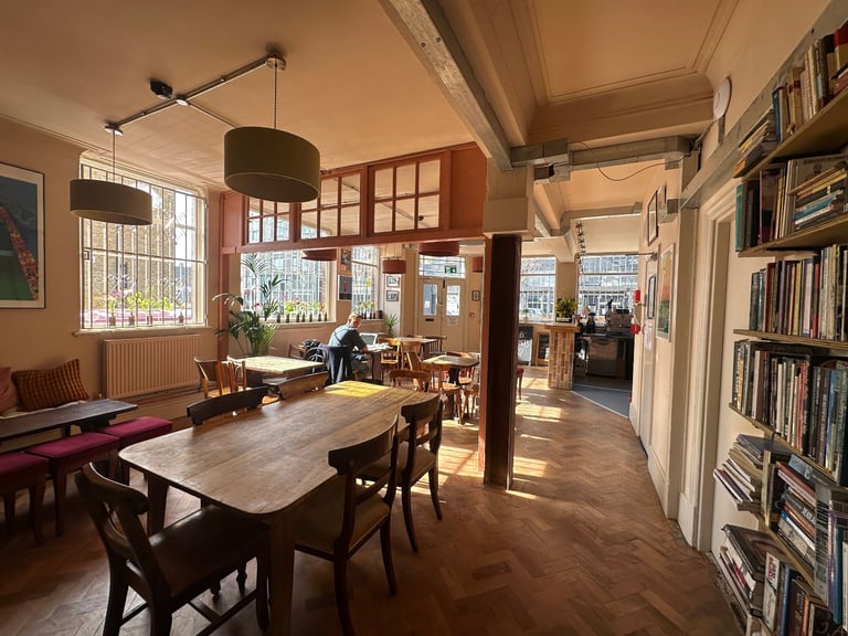 Bright Creative Studio Available – Playhouse East, Hackney 