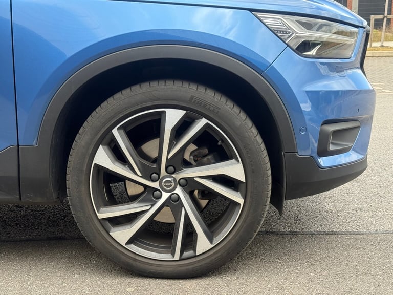 2020 Volvo XC40 2.0 T4 R DESIGN Pro 5dr Geartronic ESTATE Petrol Automatic