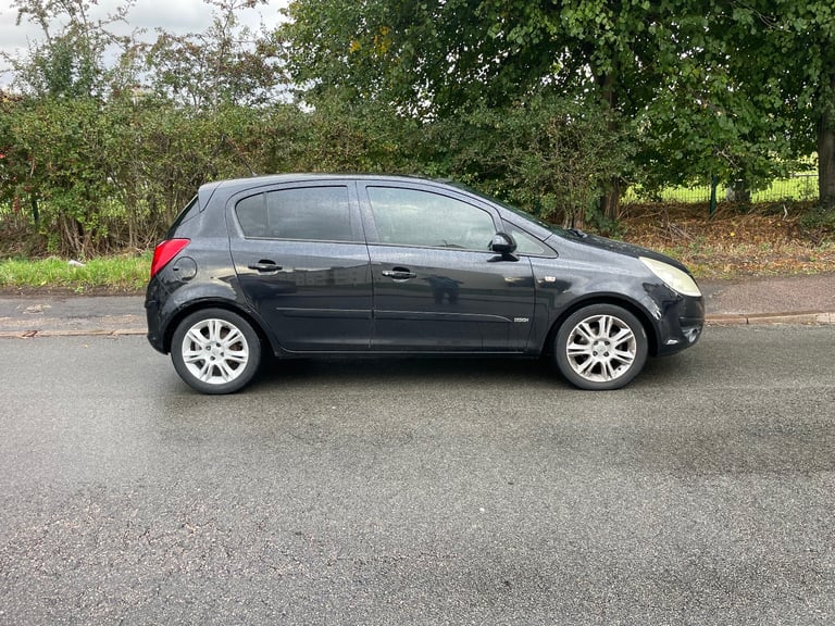 VAUXHALL CORSA DESIGN ,1.4 LTR,5DOOR,6MONTH MOT,ULEZ FREE ,DRIVE GREAT 