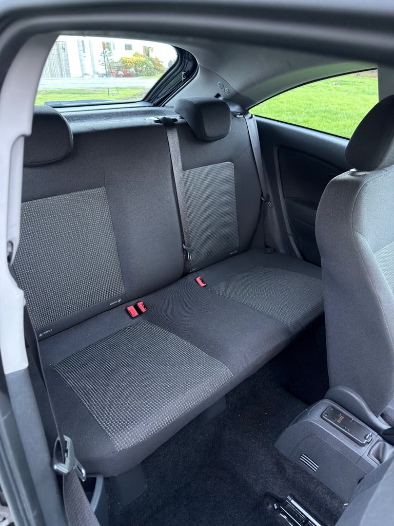 2011 Vauxhall Corsa Excite (LOW MILES)