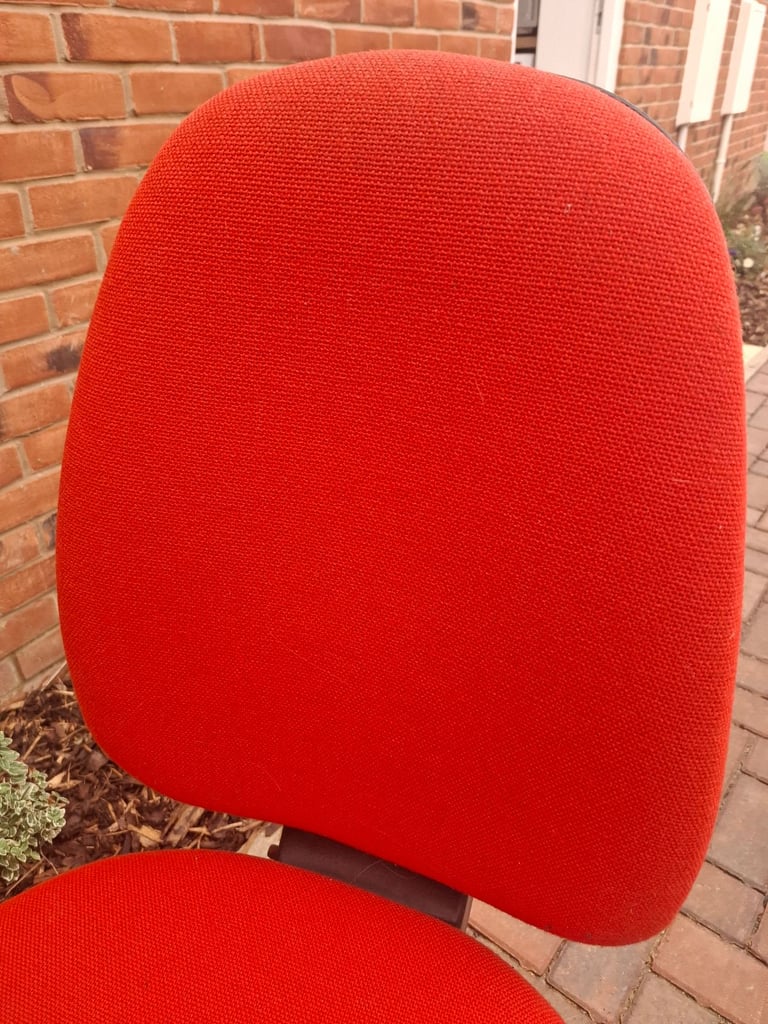 Red office swivel chair 