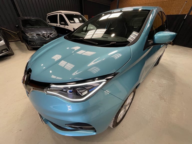2020 Renault Zoe R135 52kWh Iconic Auto 5dr (i, Rapid Charge) HATCHBACK Electric Automatic