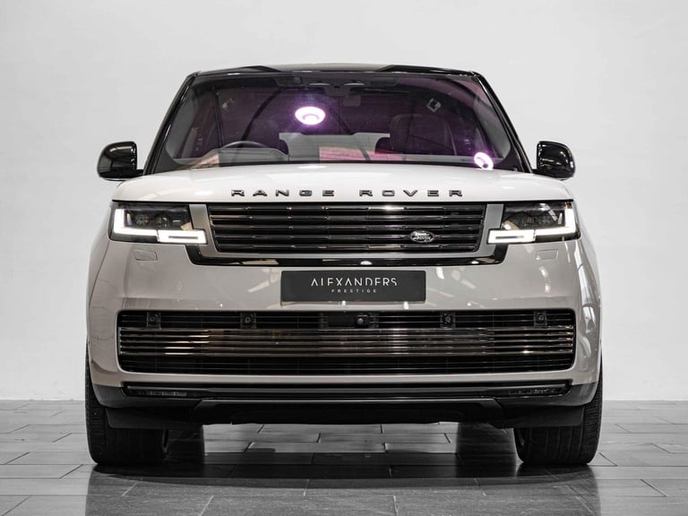  Land Rover Range Rover 4.4 P530 V8 SV Auto 4WD Euro 6 (s/s) 5dr Petrol Automatic
