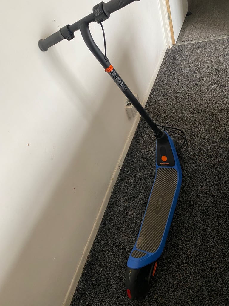 Kids electric scooter 