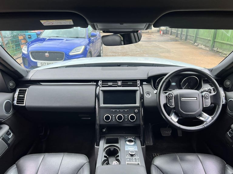 2018 Land Rover Discovery 3.0 TD V6 SE Auto 4WD Euro 6 (s/s) 5dr ESTATE Diesel Automatic