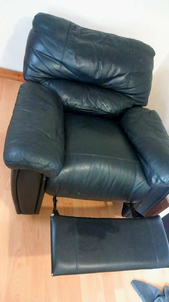 Recliner leather sofa