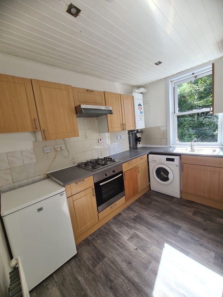 2 bedroom / 1 Livingroom flat to rent - Prestonfield Terrace 