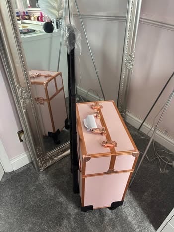 Brand new Beauty case on wheels 