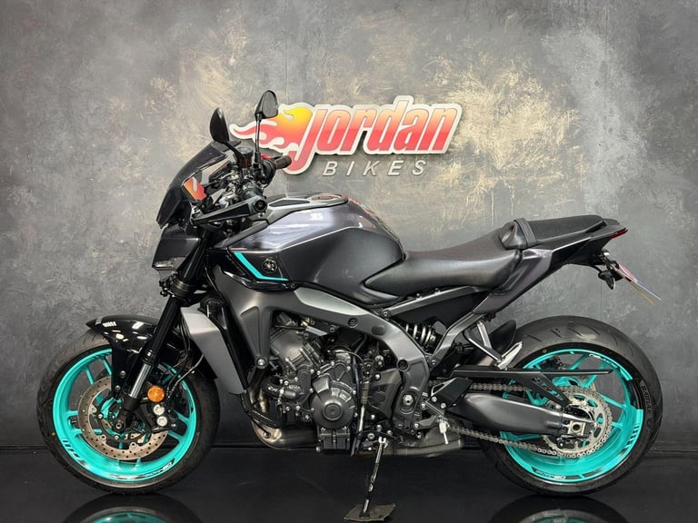 2024 Yamaha MT-09 900 Hyper-naked Euro 5