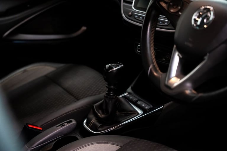 2018 Vauxhall Crossland X 1.6 Turbo D Tech Line Nav SUV 5dr Diesel Manual Euro 6 (s/s) (120 ps) D...