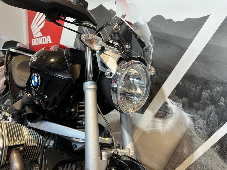 BMW R1200 R 2007 with 35,472 miles 