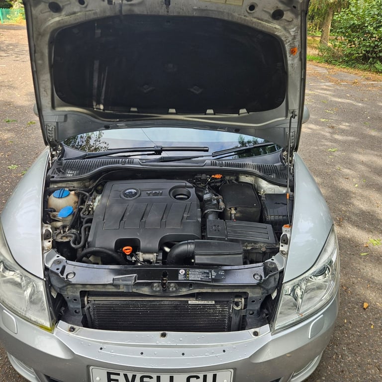 Skoda, OCTAVIA, Estate, 2011, Manual, 1598 (cc), 5 doors