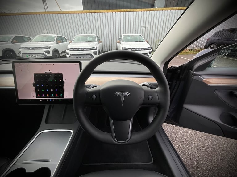 2022 Tesla Model 3 Performance AWD 4dr [Performance Upgrade] Auto SALOON ELECTRIC Automatic