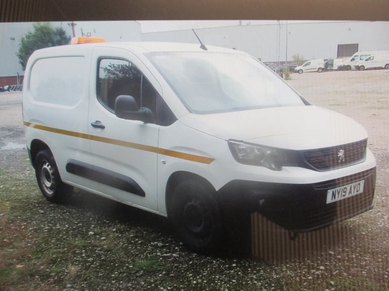 2019 Peugeot Partner 1000 1.6 BlueHDi 100 Grip Van NO VAT 3 SEATS PANEL VAN Diesel Manual