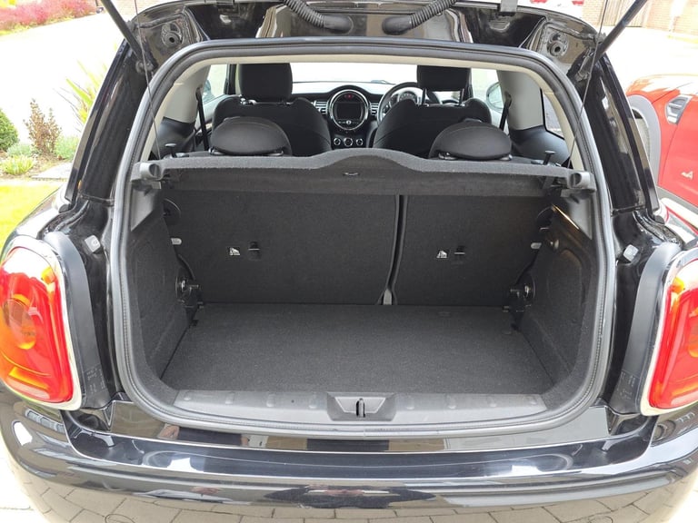 Mini, HATCHBACK, Cooper Diesel, 2016, Manual, 1496 (cc), 3 doors