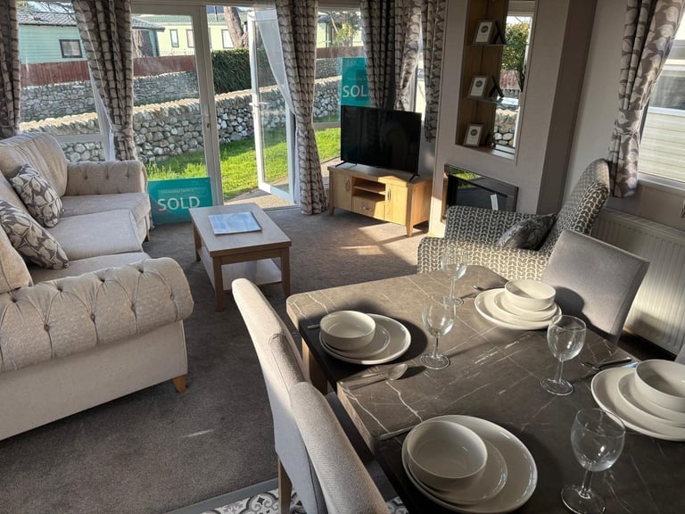 SEASIDE LUXURY STATIC CARAVAN FOR SALE - BARMOUTH SUNNY SANDS