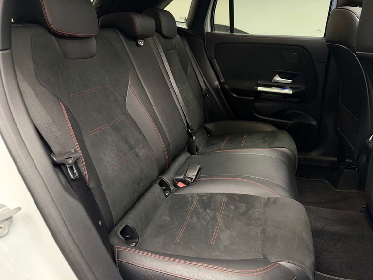 2020 Mercedes-Benz GLA 2.0 GLA 220 AMG Line Premium+ D 4Matic Auto 4WD 5dr SUV Diesel Automatic