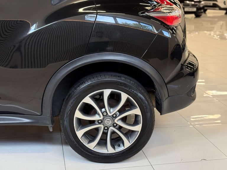 2017 Nissan Juke 1.6 Juke Tekna CVT 5dr SUV Petrol Automatic