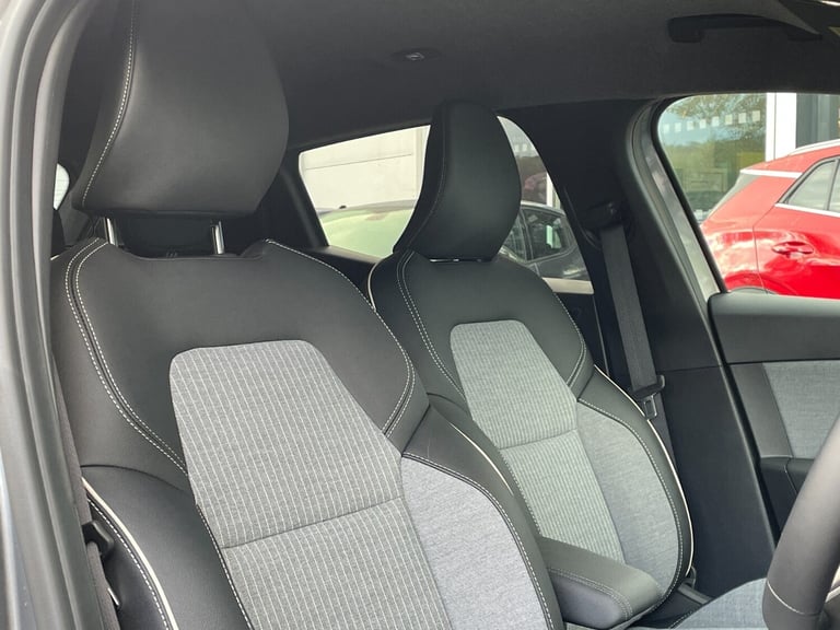 2025 Renault Clio 1.0 TCe 90 Techno 5dr Hatchback Petrol Manual