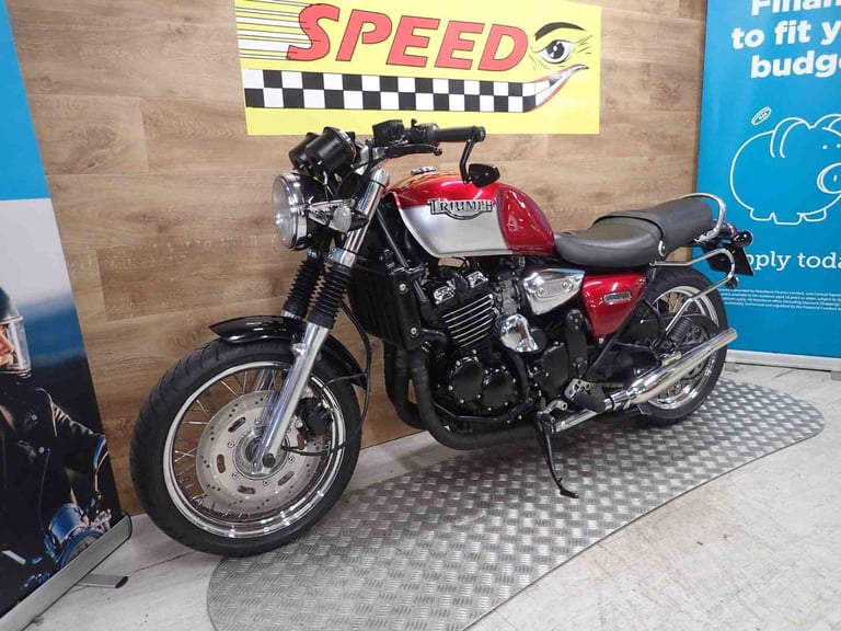 TRIUMPH LEGEND 885 1999