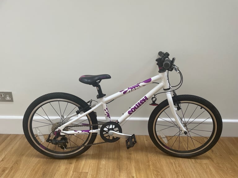 Squish 20 Inch Kids Bike Excellent Condition 