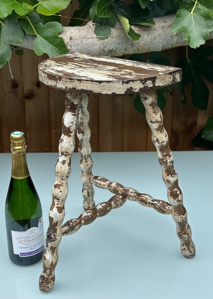 VINTAGE FRENCH BOBBIN LEG STOOL, DEMI LUNE TRIPOD PLANT STAND SIDE TABLE - H46cm - WILL POST!