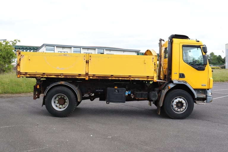 DAF LF55 220 4X2 DROPSIDE STEEL INSULATED TIPPER (2008)