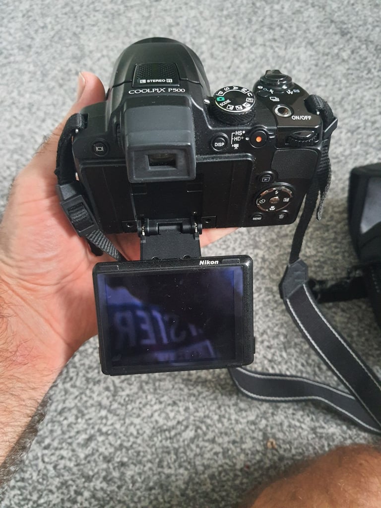 Nikon Coolpix P500