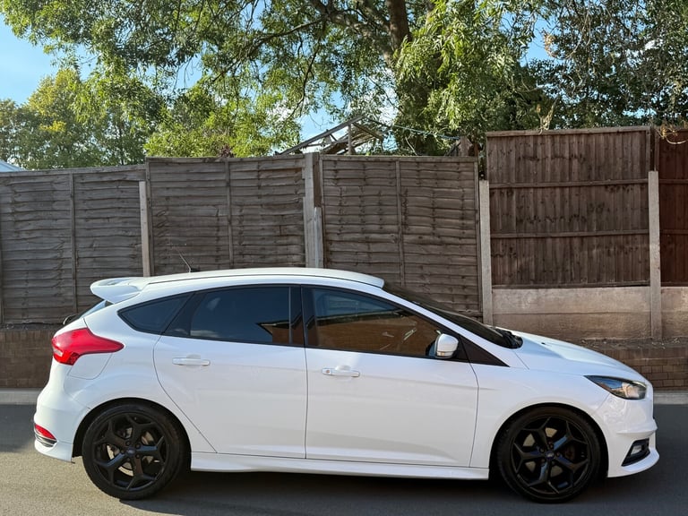 2015 FORD FOCUS 2.0 TDCi 185 ST-2 Diesel 5dr ULEZ EURO 6 CRUISE CONTROL