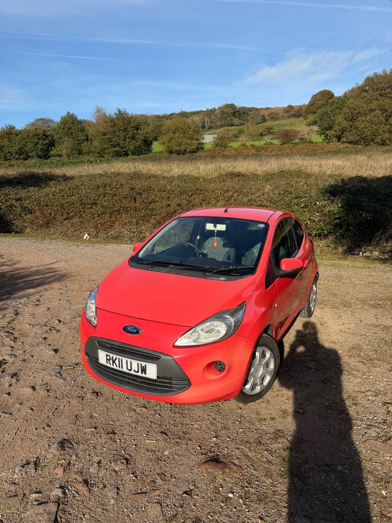 Ford, KA, Hatchback, 2011, Manual, 1242 (cc), 3 doors