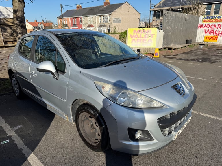 Ford, FOCUS, Hatchback, 2011, Manual, 1596 (cc), 5 doors