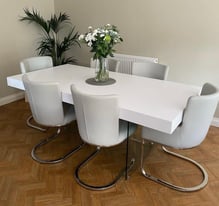 Light grey faux leather dinning chairs x4