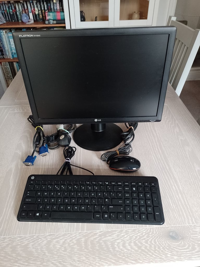 image for Pc monitor, keyboard and mouse 