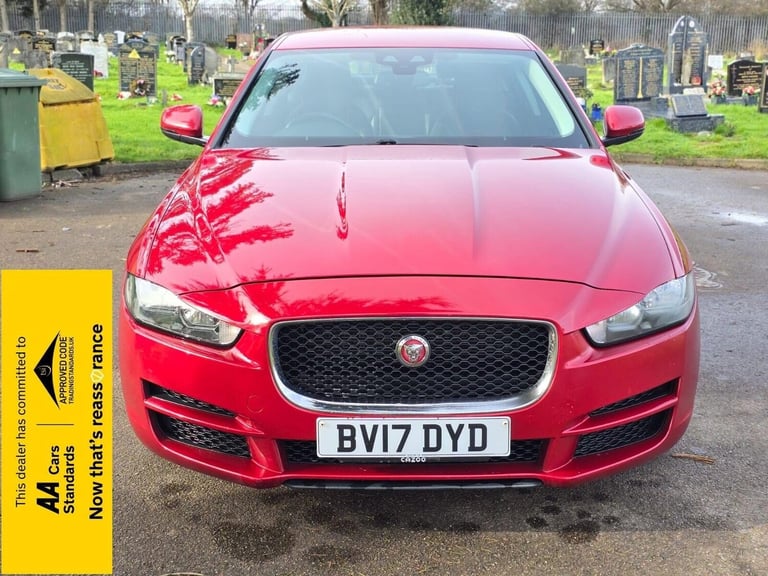 2017 Jaguar XE 2.0d Prestige Auto Euro 6 (s/s) 4dr Saloon Diesel Automatic