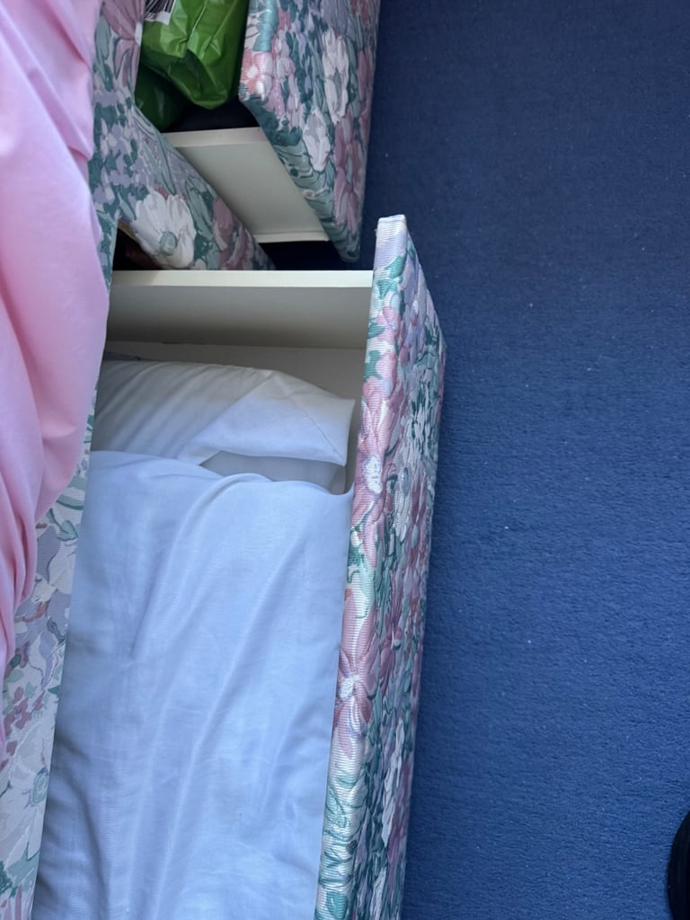 x2 Single Beds £60 each Used less than a dozen times