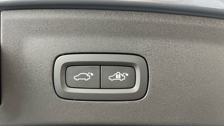 2023 Polestar Polestar 2 POLESTAR PS 2 Polestar 2 Long range Single motor - Plus Hatchback Electr...